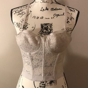 Size 34B White Lace Crop Top from Nasty Gal